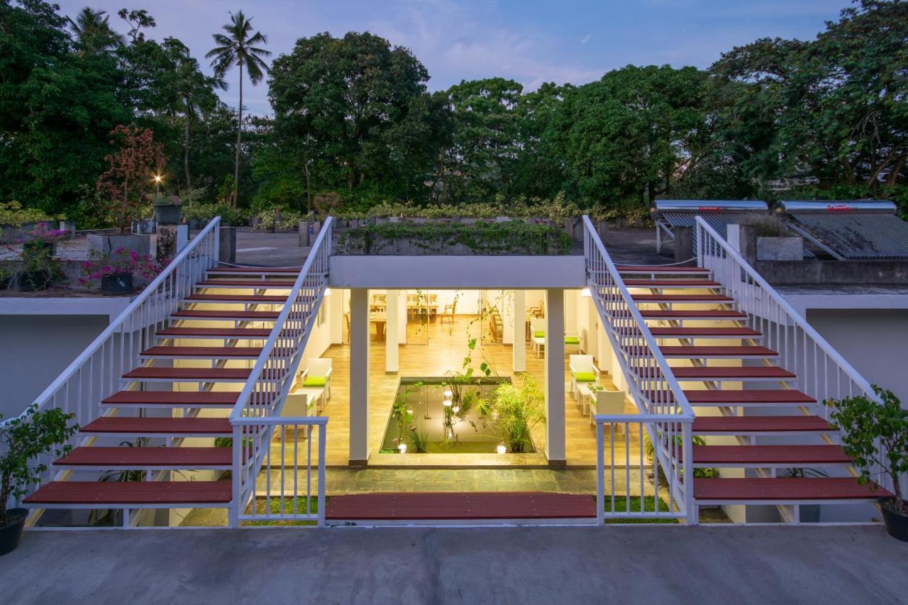 Waters Spring Hotel Kandy Luaran gambar